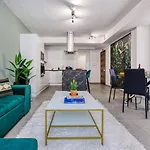 Stylish Walk To St. Julian's Is-Swieqi