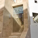 Stylish Walk To St. Julian's アパート Is-Swieqi