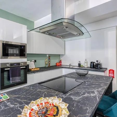 New And Modern Swieqi