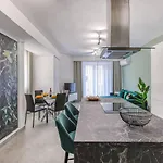 Διαμέρισμα Stylish Walk To St. Julian's