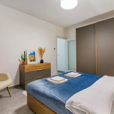 New And Modern Swieqi Apartment Is-Swieqi