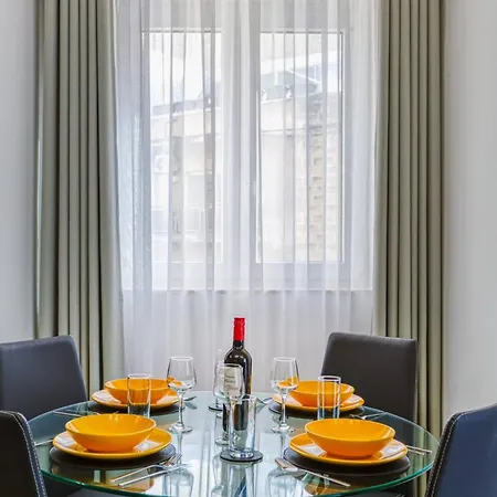 Stylish Walk To St. Julian's Apartament Is-Swieqi