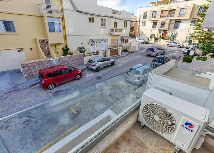 New&modern Swieqi * Is-Swieqi